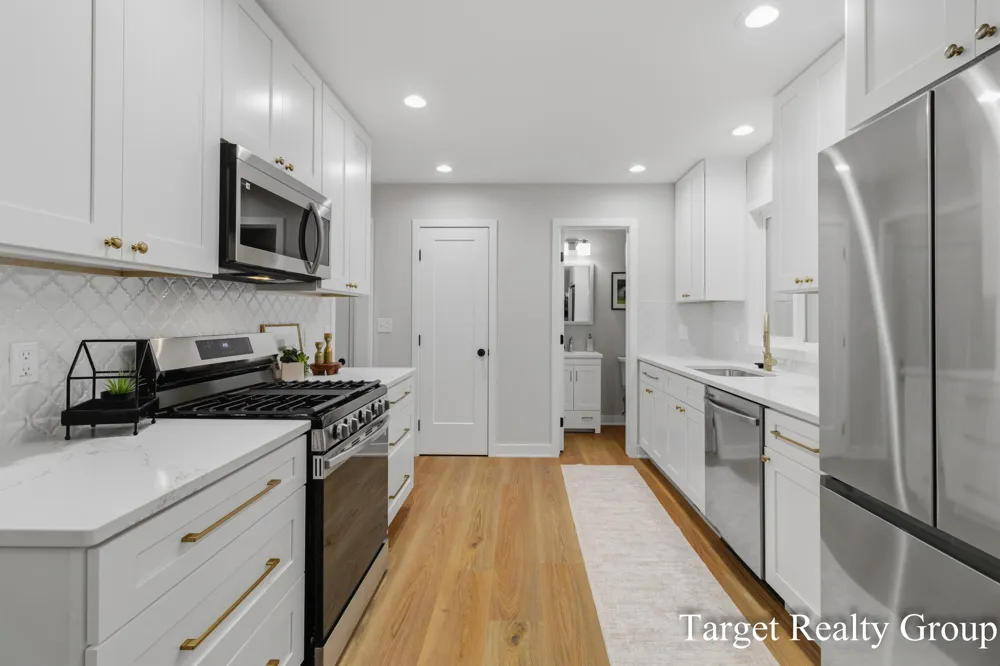 11648 Woodgate Drive NW Grand Rapids, MI 49534