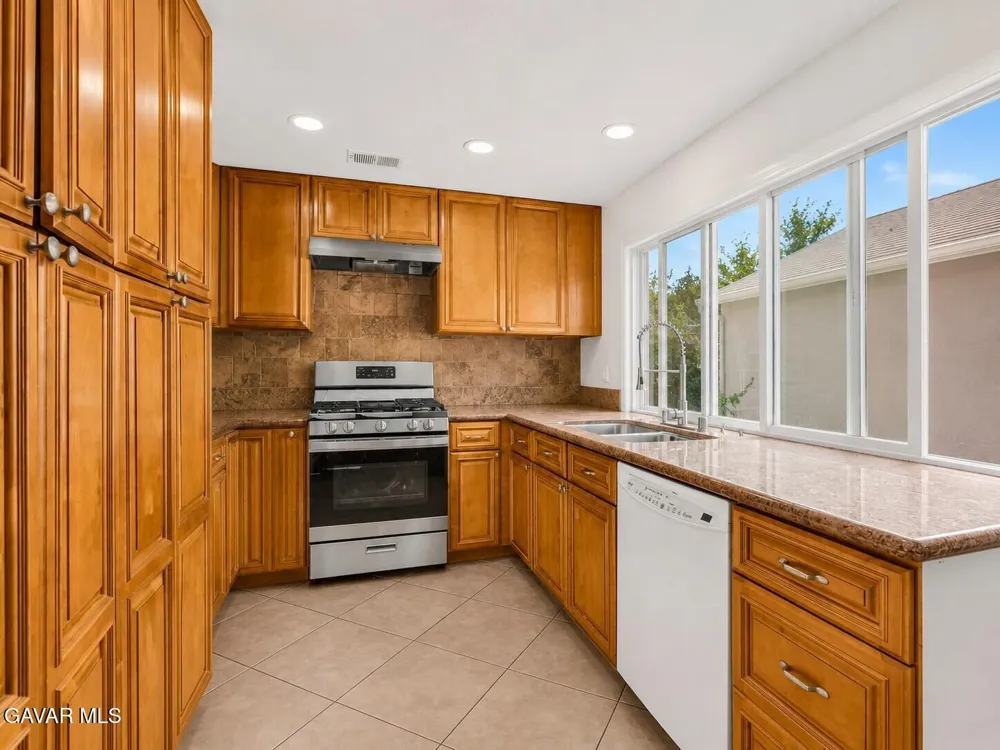 25790 Parada Drive Santa Clarita, CA 91355