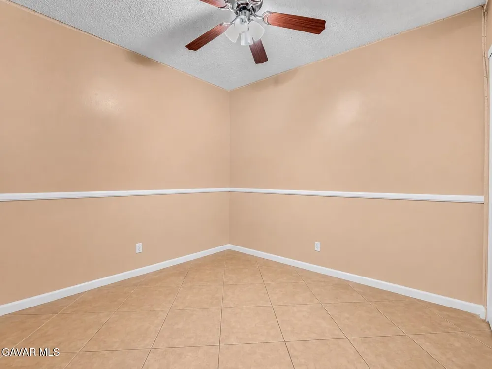 25790 Parada Drive Santa Clarita, CA 91355