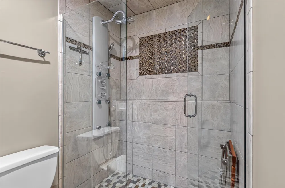 8832 Jefferson Court Munster, IN 46321