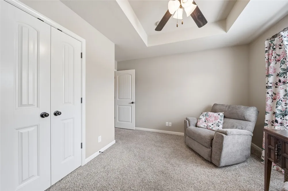 3906 S Maple Avenue Sand Springs, OK 74063