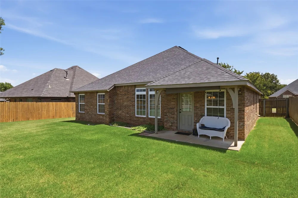 3906 S Maple Avenue Sand Springs, OK 74063