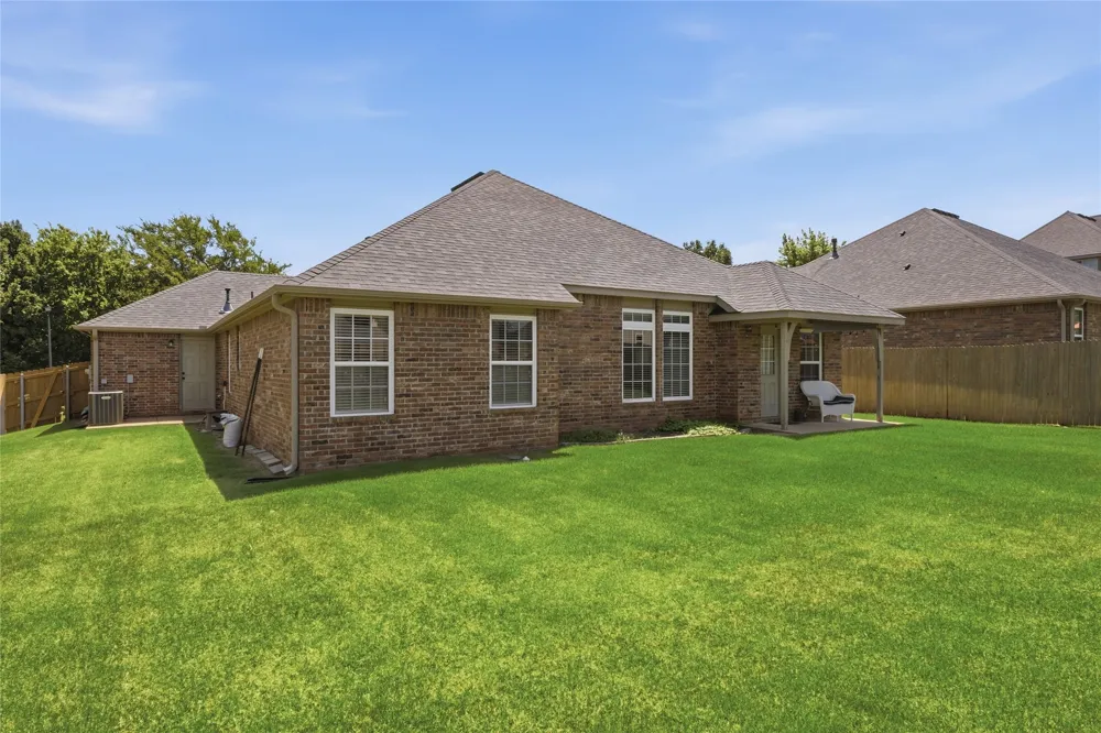 3906 S Maple Avenue Sand Springs, OK 74063