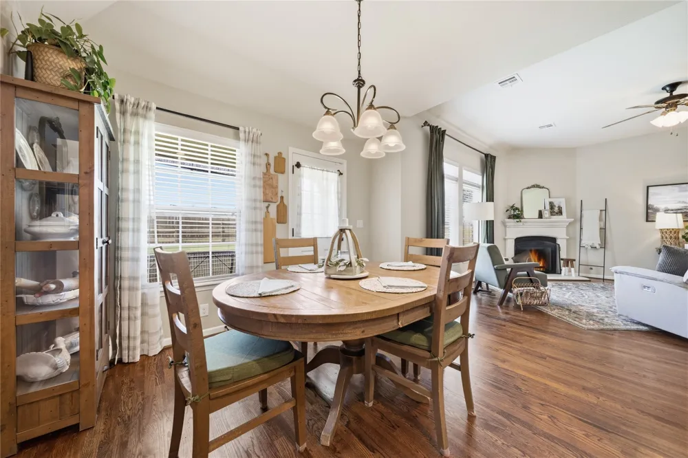 3906 S Maple Avenue Sand Springs, OK 74063