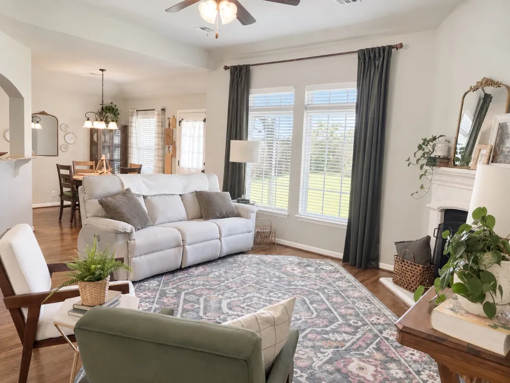 3906 S Maple Avenue Sand Springs, OK 74063