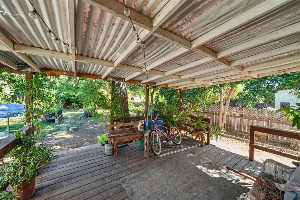 3253 Michigan Stockton, CA 95204