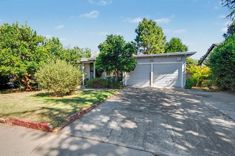 3253 Michigan Stockton, CA 95204