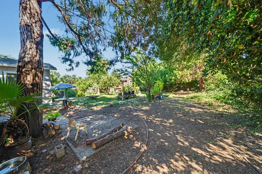 3253 Michigan Stockton, CA 95204