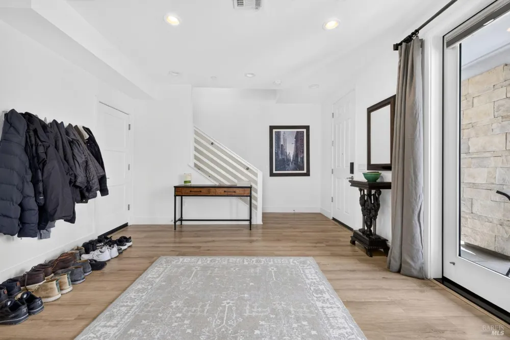 238 Semillon Lane Santa Rosa, CA 95403