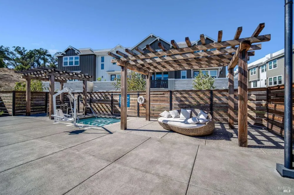 238 Semillon Lane Santa Rosa, CA 95403