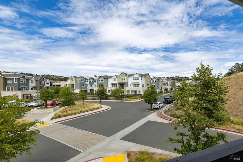 238 Semillon Lane Santa Rosa, CA 95403