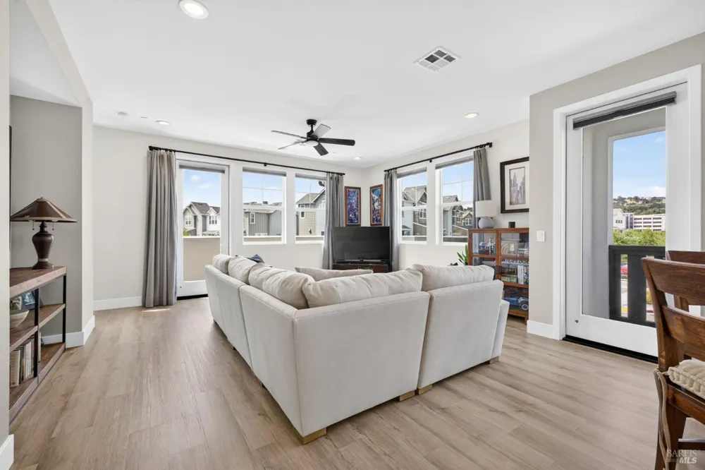 238 Semillon Lane Santa Rosa, CA 95403