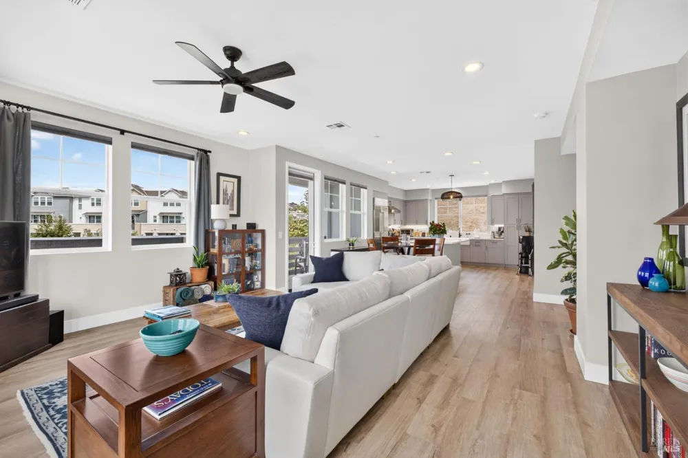 238 Semillon Lane Santa Rosa, CA 95403