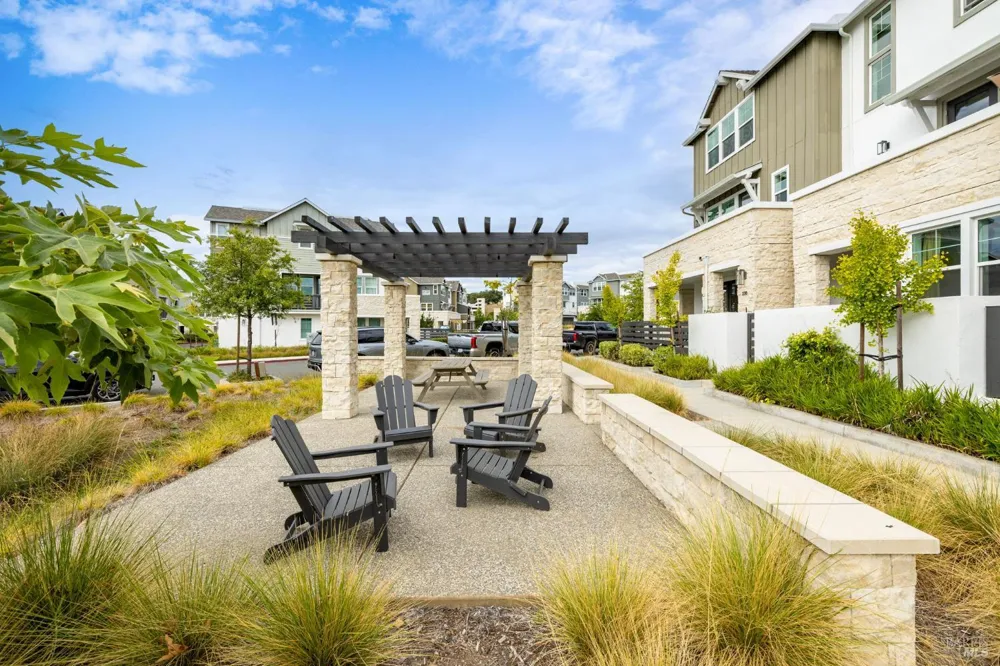 238 Semillon Lane Santa Rosa, CA 95403