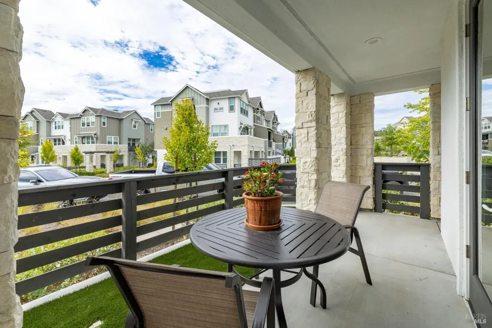 238 Semillon Lane Santa Rosa, CA 95403