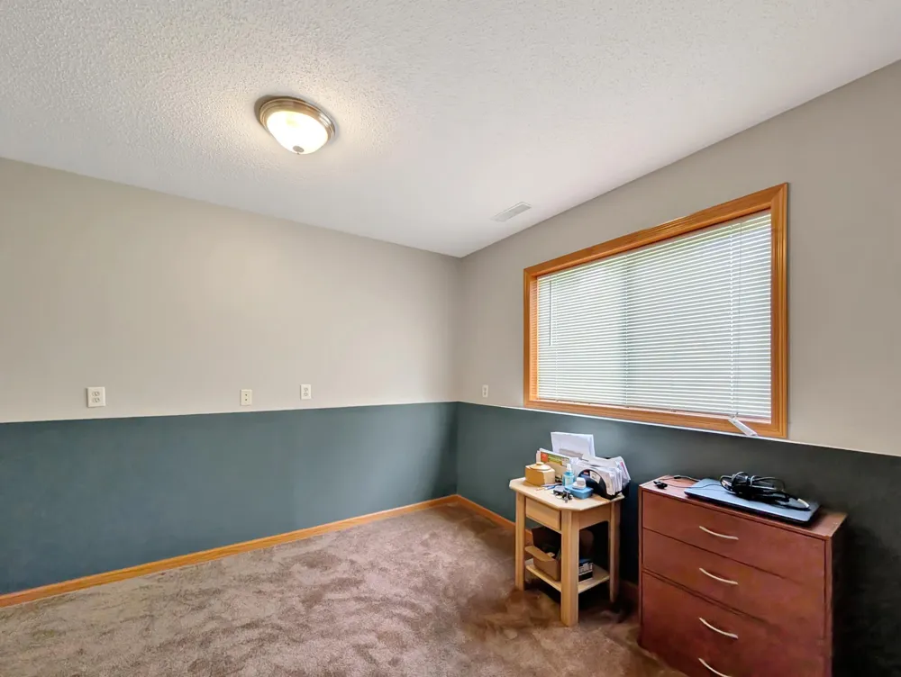 817 Daniel Drive Belle Plaine, MN 56011