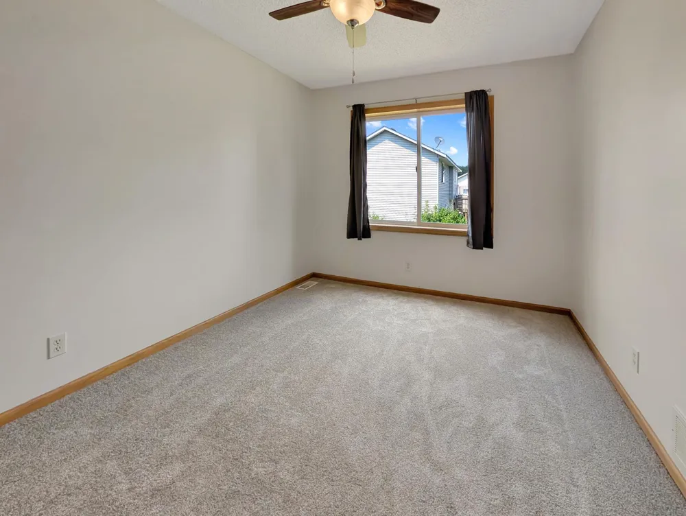 817 Daniel Drive Belle Plaine, MN 56011