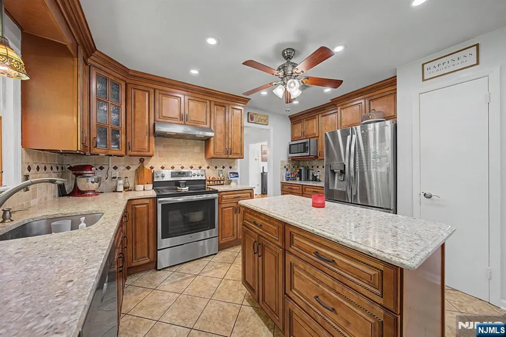 949 Rockport Road Hackettstown, NJ 07840