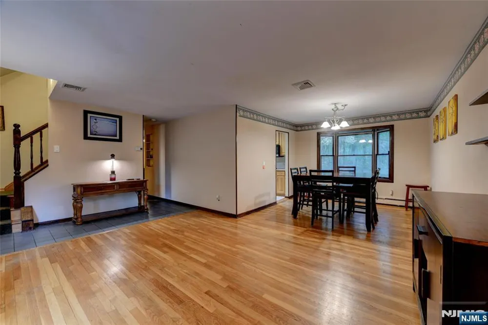 36 Lavina Trail Jefferson Township, NJ 07438