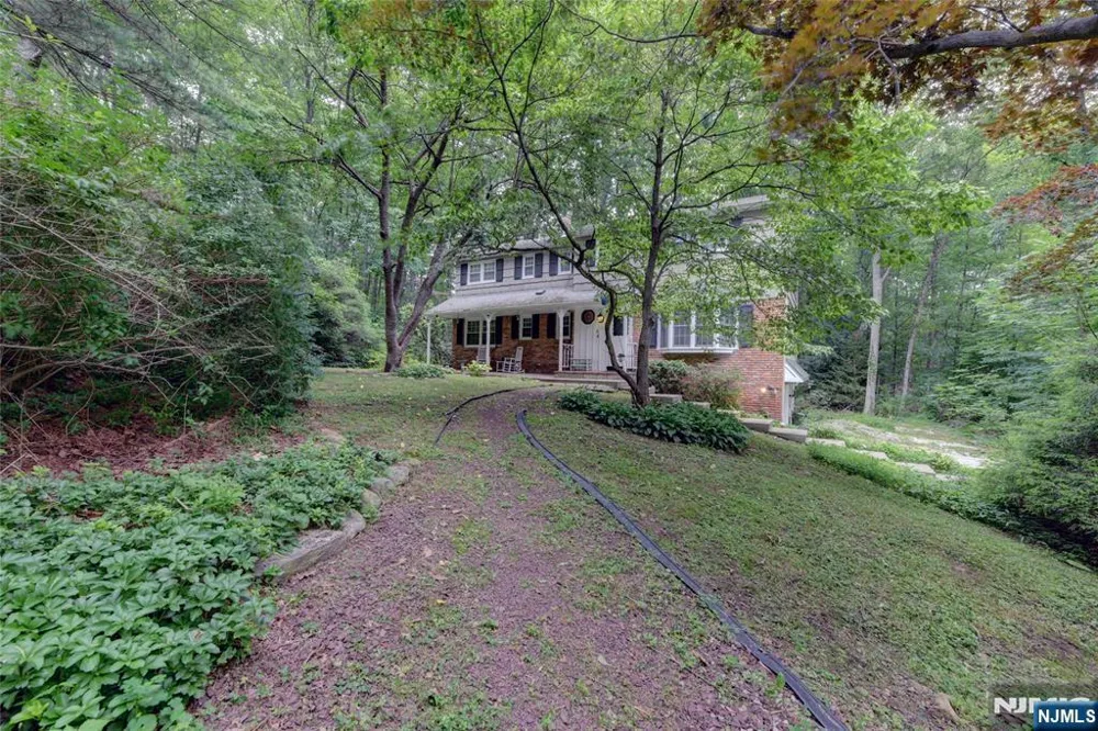 36 Lavina Trail Jefferson Township, NJ 07438