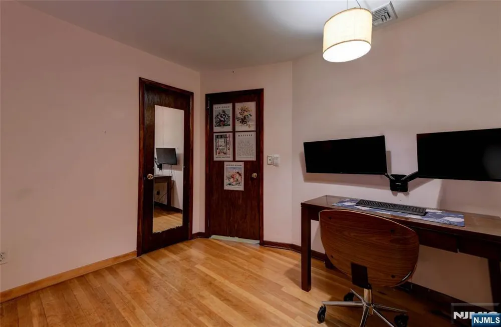 36 Lavina Trail Jefferson Township, NJ 07438