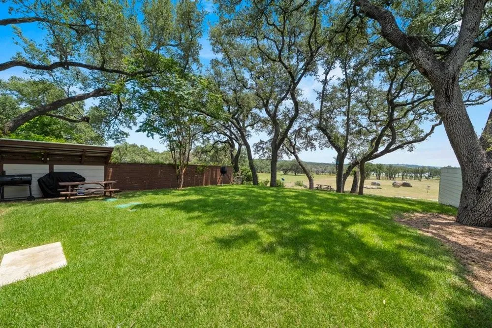 2854 Lakeshore Drive Canyon Lake, TX 78133
