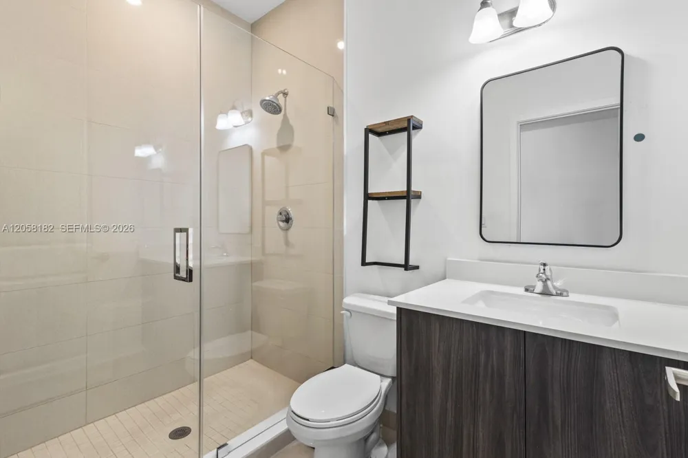 15725 SW 136th Ter Miami, FL 33196