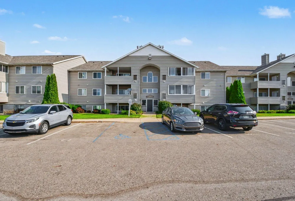 8358 Jasonville Court SE #43 Caledonia, MI 49316