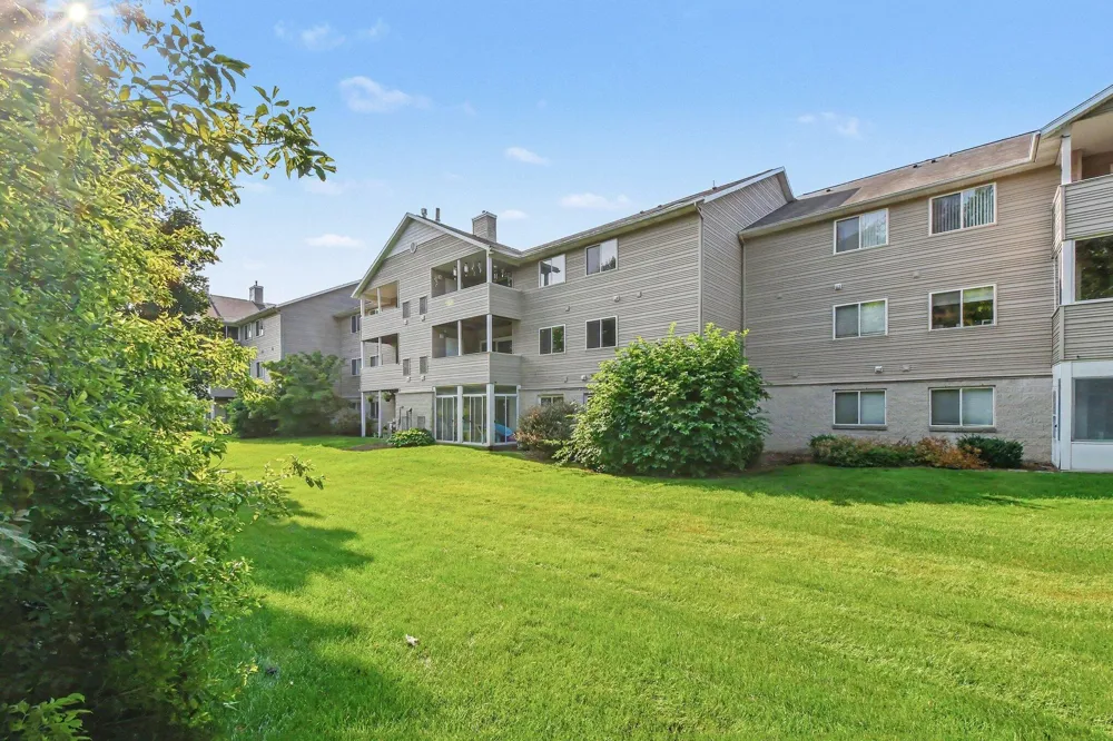 8358 Jasonville Court SE #43 Caledonia, MI 49316