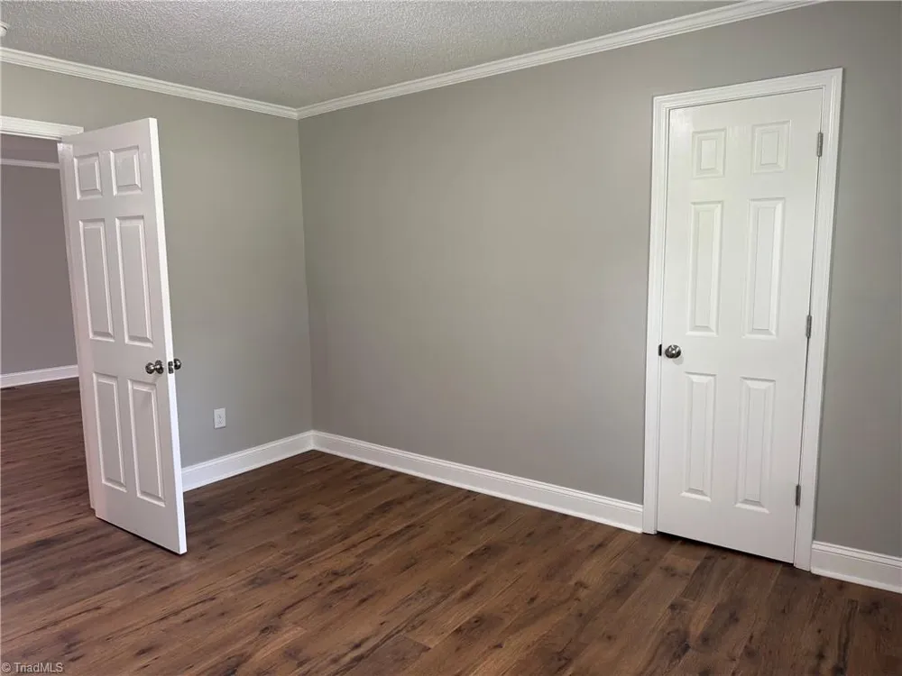 1805 Maryland Avenue Eden, NC 27288
