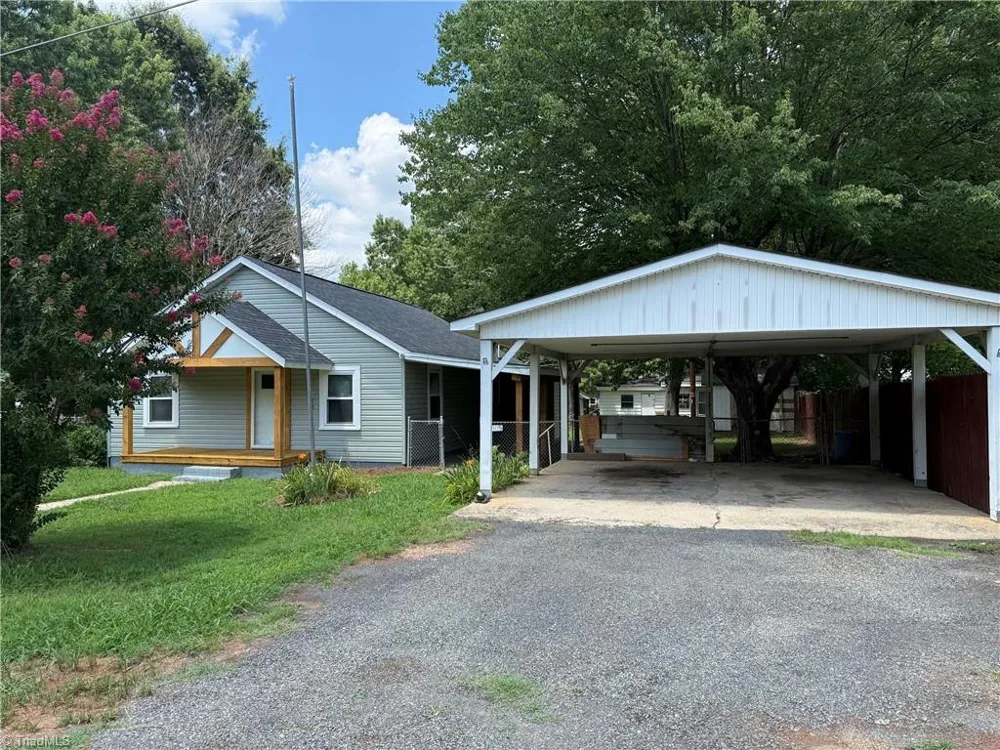 1805 Maryland Avenue Eden, NC 27288