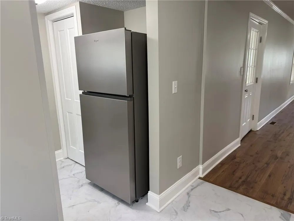 1805 Maryland Avenue Eden, NC 27288