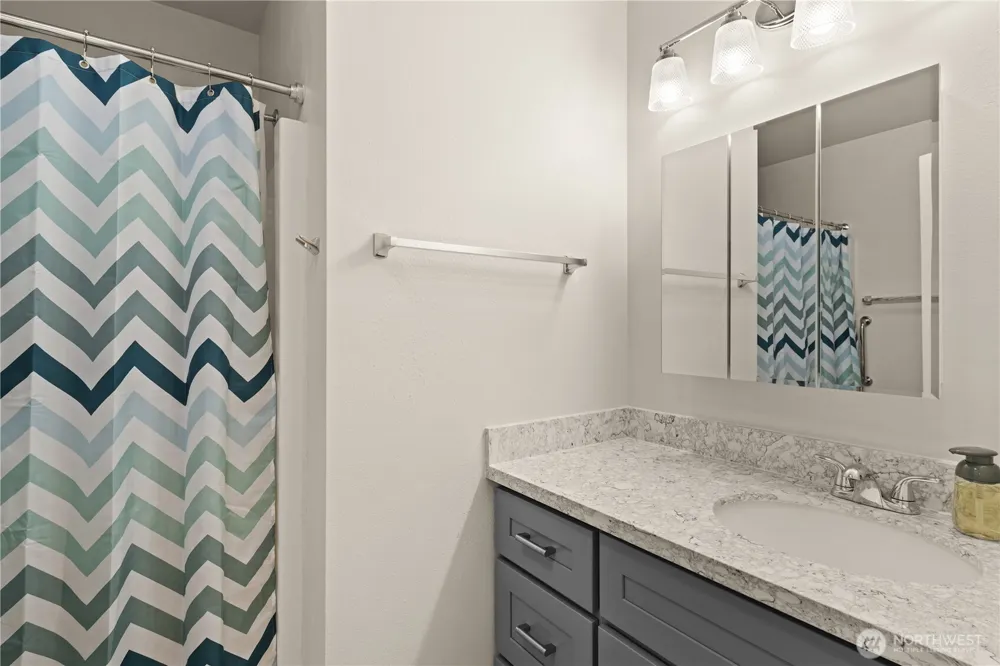 193 NE Max William Loop Poulsbo, WA 98370