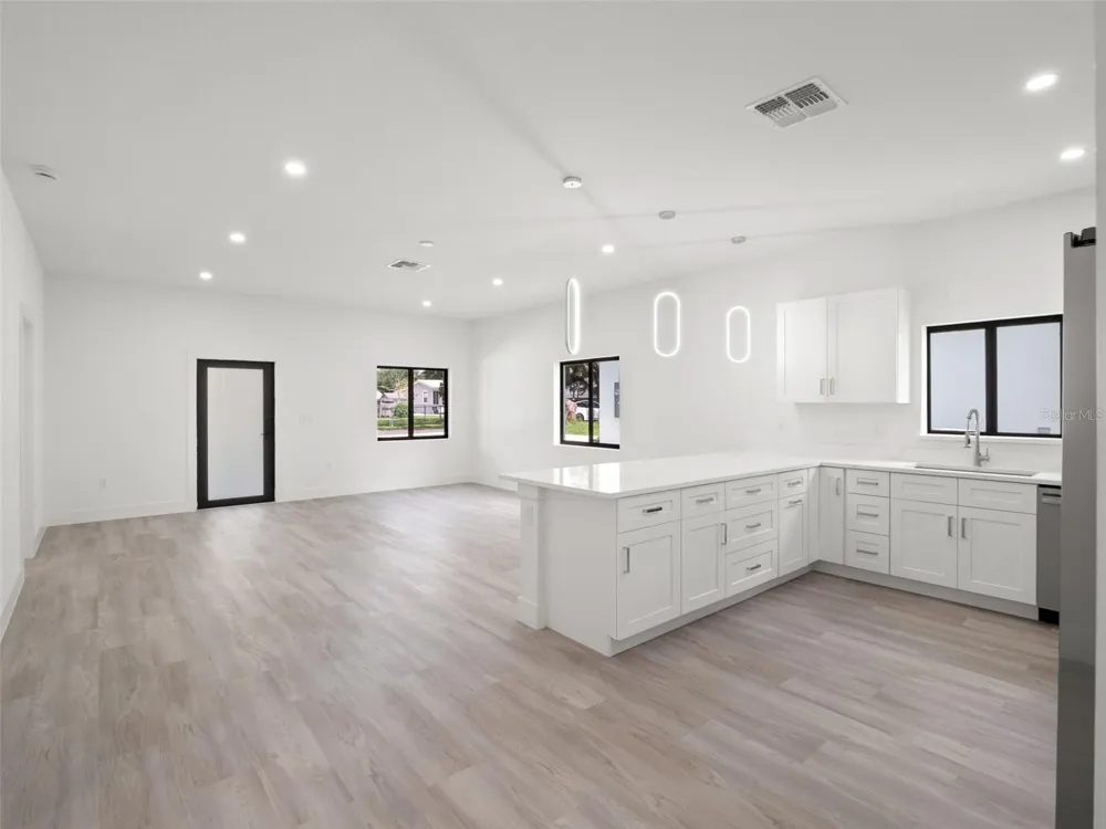 501 OCEAN AVENUE Apopka, FL 32703