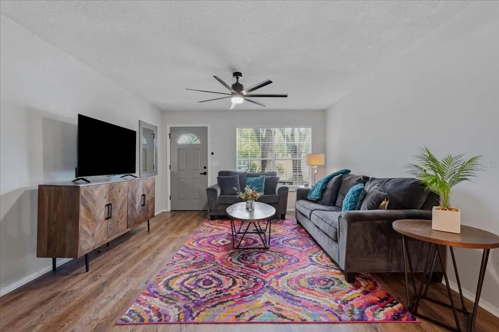 2120 FLETCHERS POINT CIRCLE Tampa, FL 33613