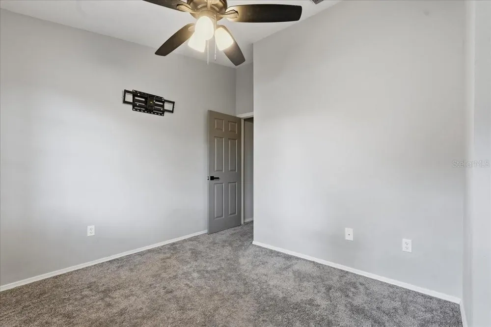 2120 FLETCHERS POINT CIRCLE Tampa, FL 33613
