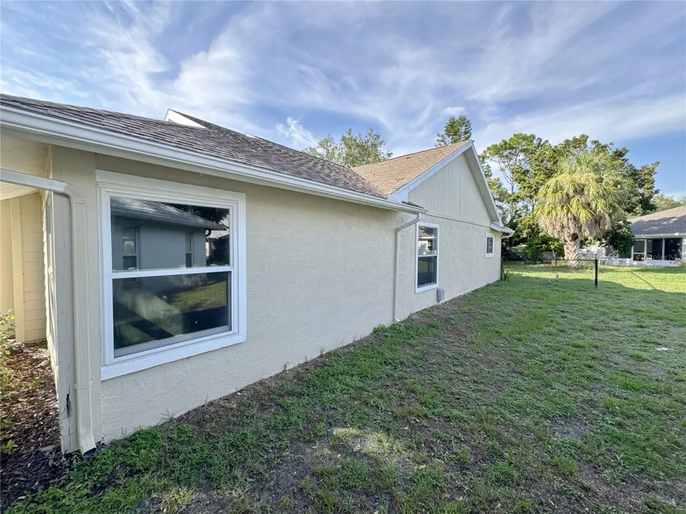 3174 57TH AVENUE CIRCLE E Bradenton, FL 34203