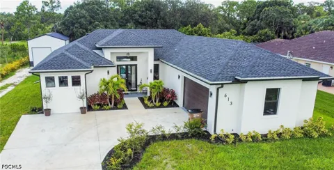 Hibiscus Avenue