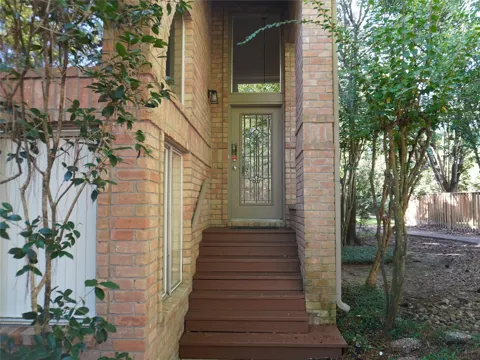 31 Lakeridge Circle
