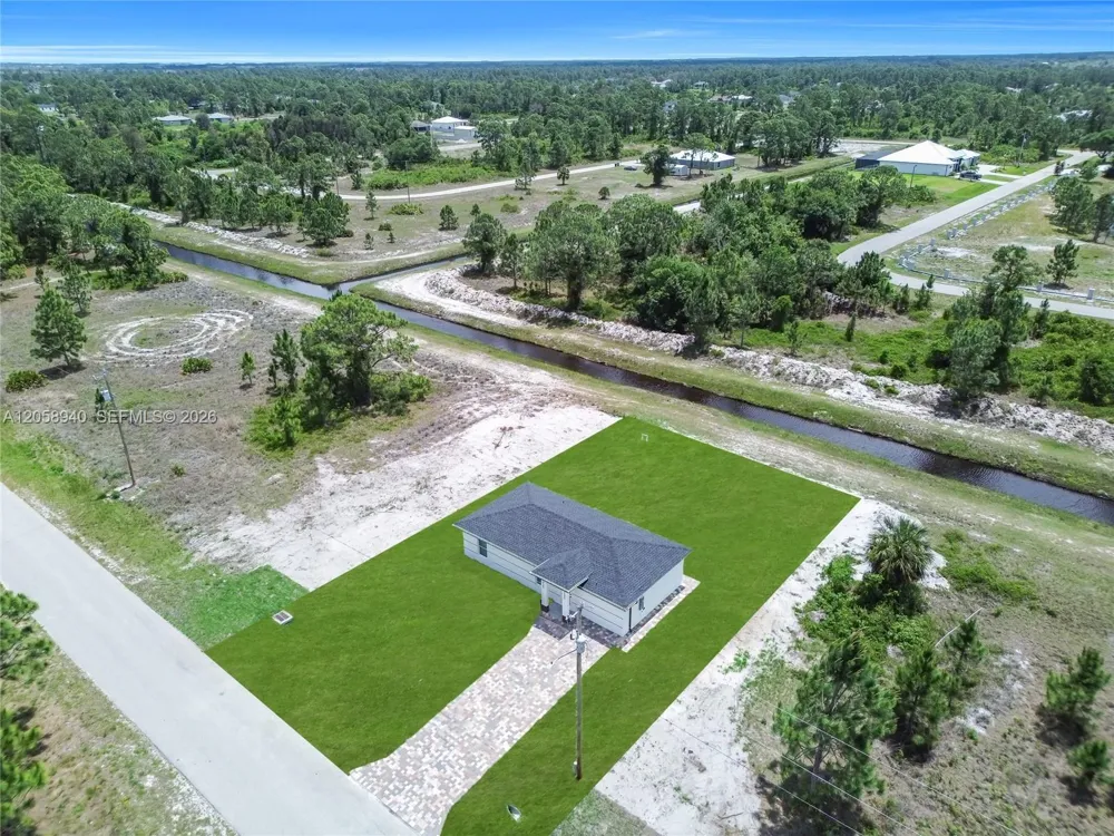 1042 Darlington St Other City - In The State Of Florida, FL 33974