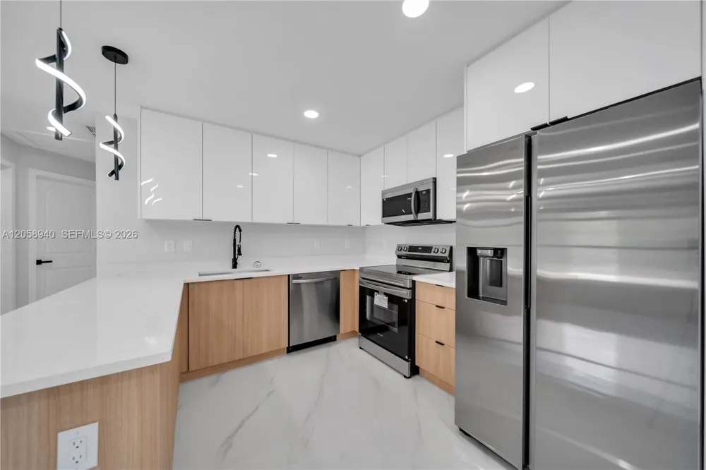 1042 Darlington St Other City - In The State Of Florida, FL 33974