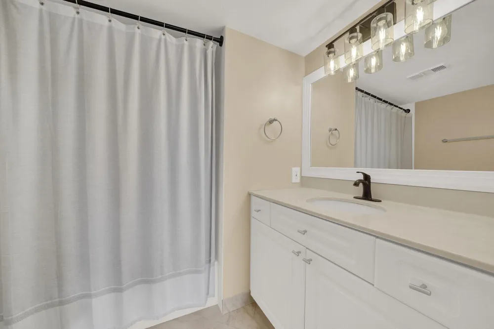 110 Yacht Club Way #105 Hypoluxo, FL 33462