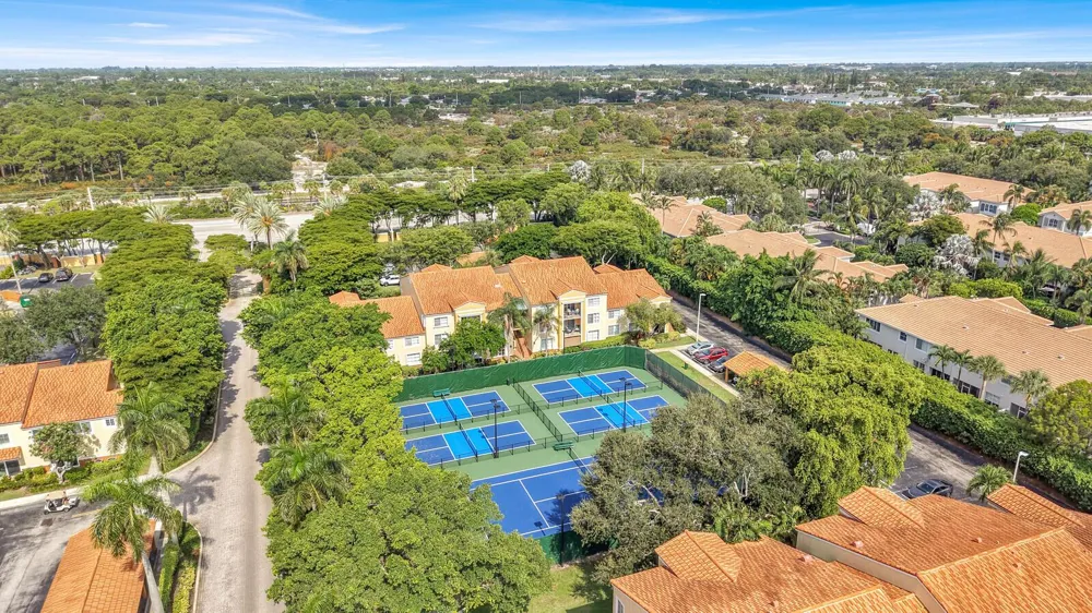 110 Yacht Club Way #105 Hypoluxo, FL 33462