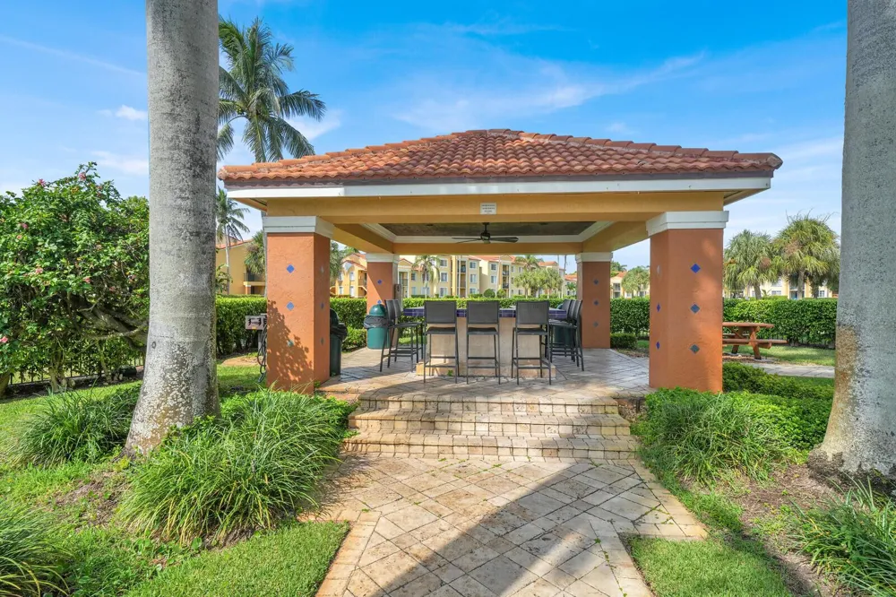 110 Yacht Club Way #105 Hypoluxo, FL 33462