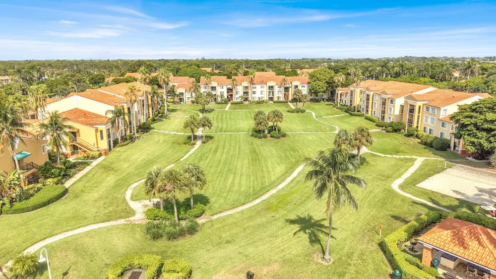 110 Yacht Club Way #105 Hypoluxo, FL 33462
