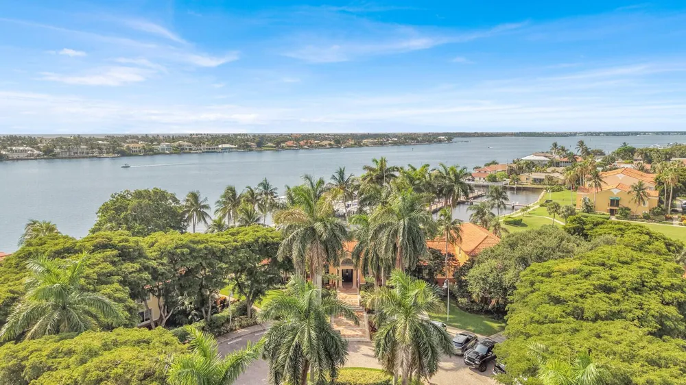 110 Yacht Club Way #105 Hypoluxo, FL 33462