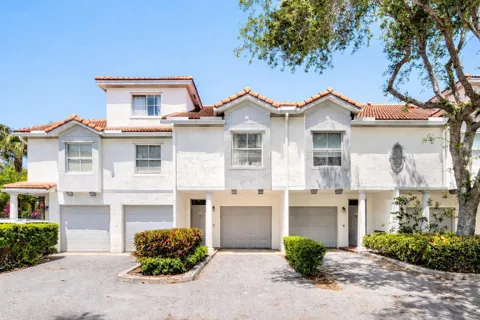 2044 ALTA MEADOWS LANE #1807