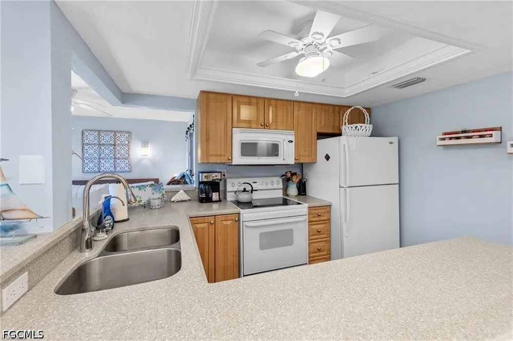 Trailwinds Drive #522 Fort Myers, FL 33907