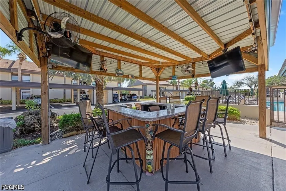 Trailwinds Drive #522 Fort Myers, FL 33907