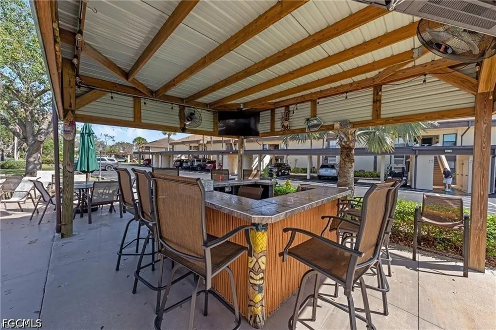 Trailwinds Drive #522 Fort Myers, FL 33907